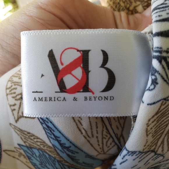 American And Beyond Caftan Dress Womens Size L Tan Floral Maxi High Front Slits - Picture 13 of 14